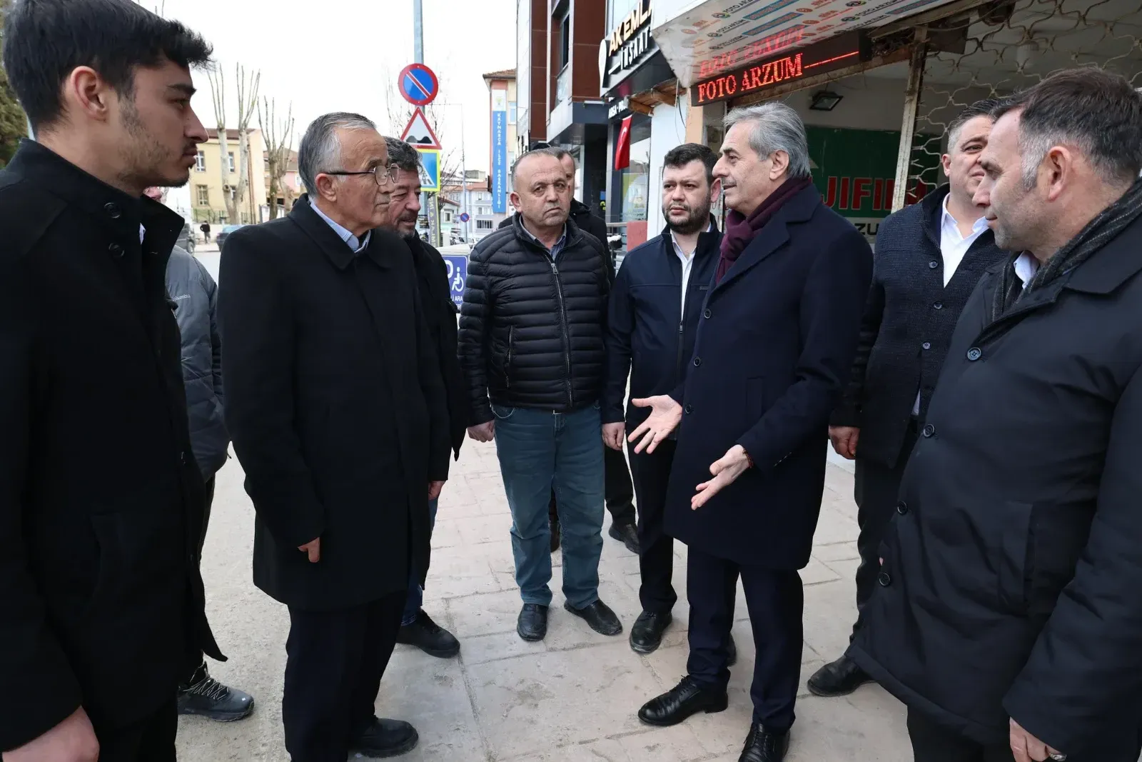 Başkan Yusuf Alemdar Kaynarca ve Ferizli’de projeleri inceledi