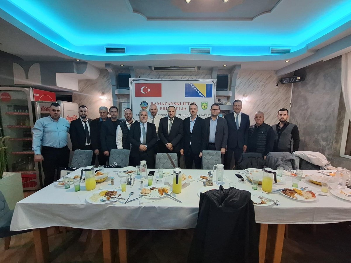 Serdivan’dan Balkanlar’a Gönül Köprüsü: Bosna’da İftar Sofraları Kuruldu