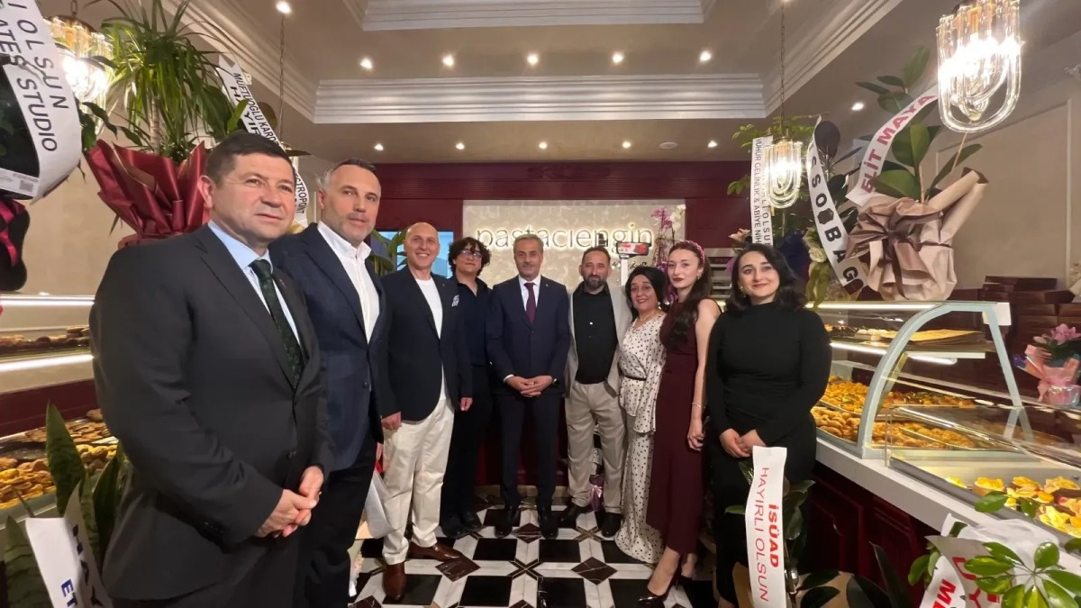 Adapazarı’nda Engin Küçük imzasıyla görkemli açılış