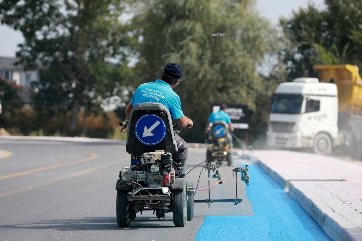 Sakarya  Büyükşehir  Belediyesin'den Akyazı'ya Bisiklet Yolu