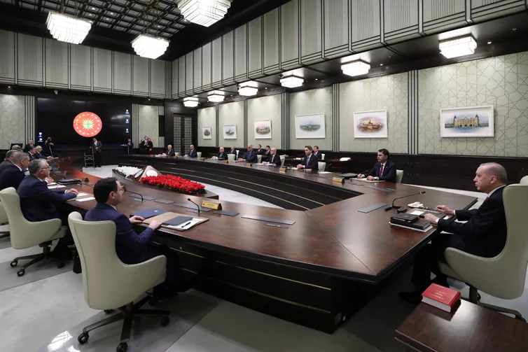 Kabine Bugün Toplanıyor: Gündemde Ekonomi, Güvenlik ve Dış Politika Var