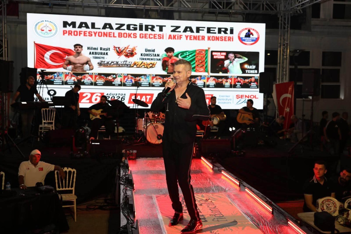 Akif Yener Erenler’de Zafer coşkusunu zirveye taşıdı