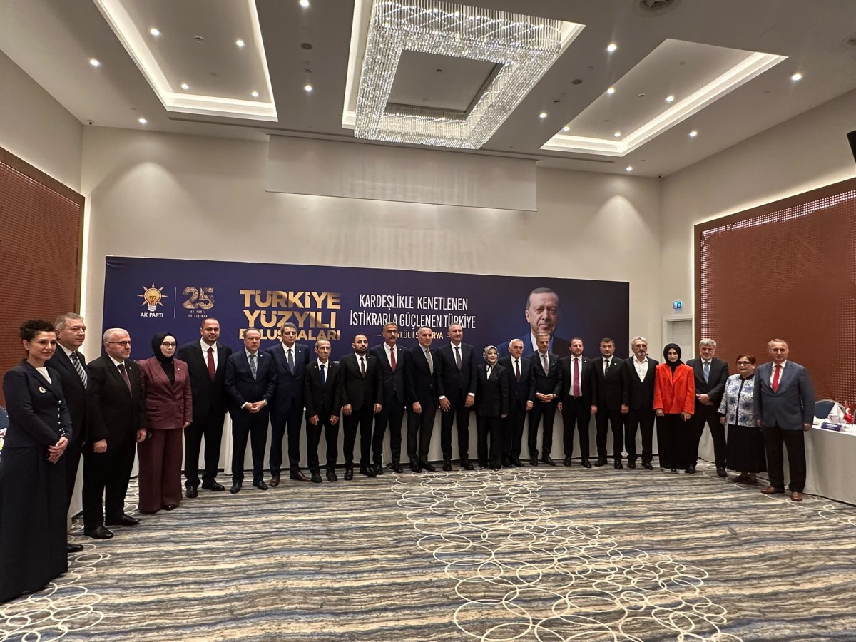 Gül’den Sakarya’da dikkat çeken Erdoğan açıklaması; “Adaylığının önünde engel yok”