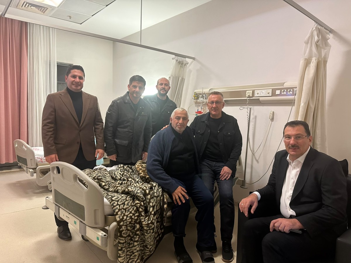Yunus Özçelik ameliyata alındı; Sevenleri dua ve destek için bir araya geldi